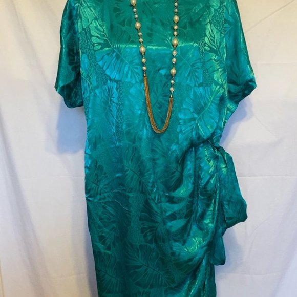 Beautiful! Addition-Elle Green V-Back w/Buttons Belt Polyester Dress ~ Sz. 20.5 - Picture 1 of 11